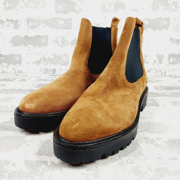 New Caslon Miller Brown Suede Pull On Water Resistant Lug Chelsea Bootie T78 - Picture 2 of 11